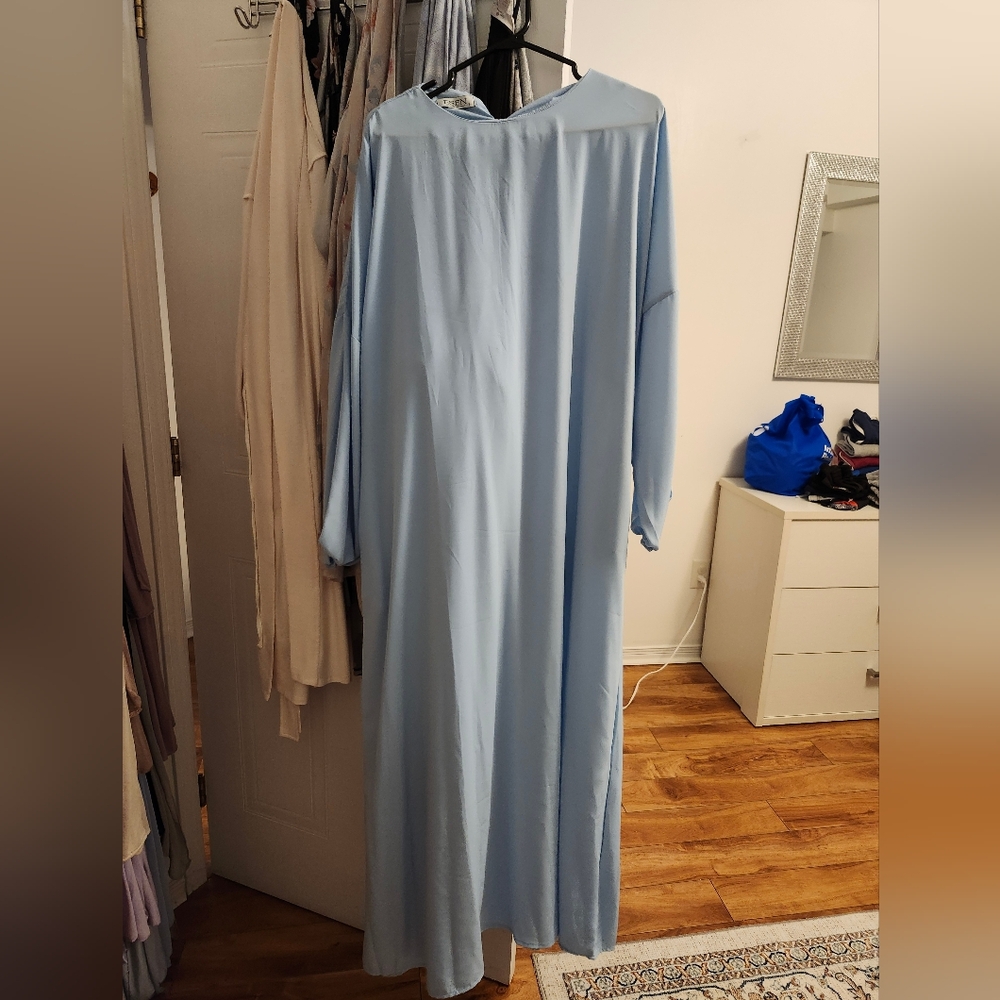 Elegant Light Blue Maxi Dress